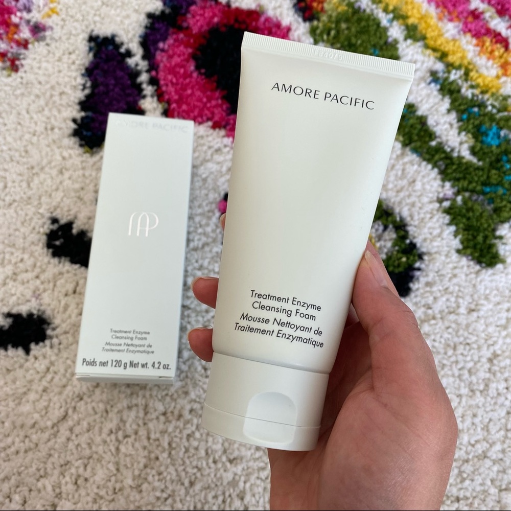 Amorepacific Treatment Enzyme Cleansing Foam